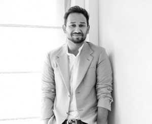 ACCOUNT DIRECTOR- Etienne Marques